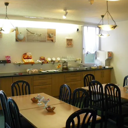 Hotel Logis 2*