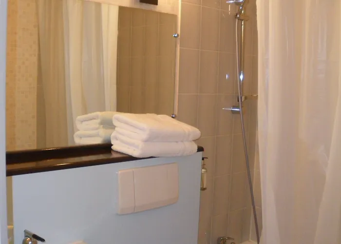 Hotell Logis Poitiers