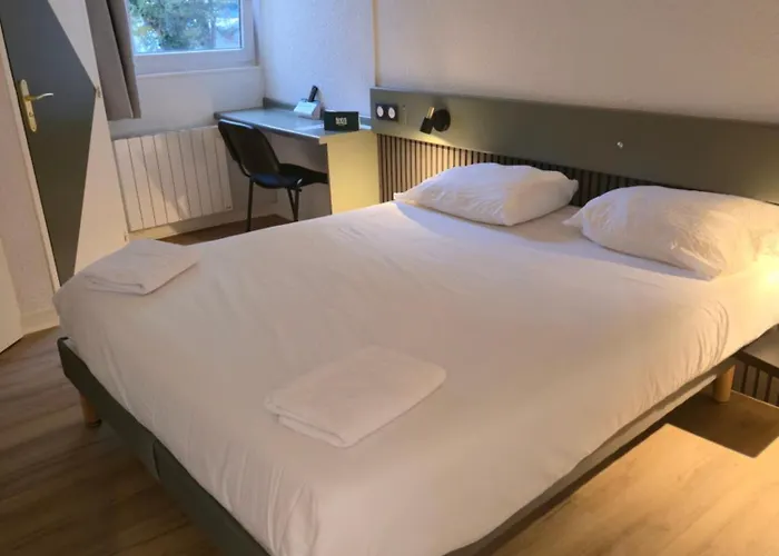 Hotell Logis Poitiers